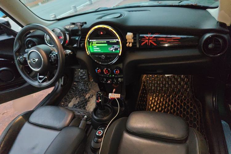 Used MINI 2020 1.5T COOPER Artist Center Console