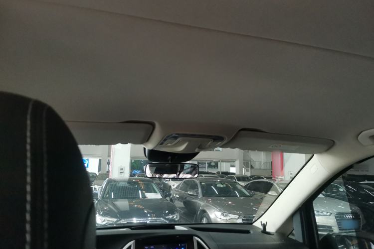 Used Mercedes-Benz Vito 2018 2.0T Business Version China VI Emission Standard Headliner