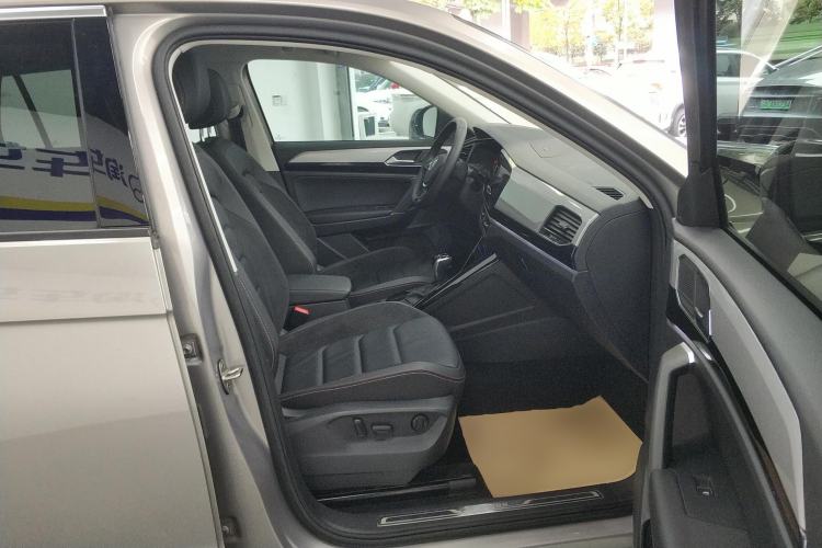 Used Volkswagen Tayron 2020 330TSI Two-Wheel Drive Luxury Smart Connectivity Version