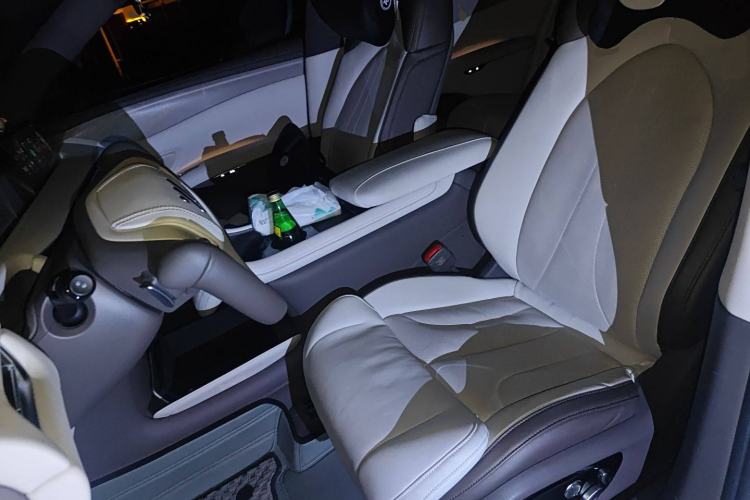 Used IM LS7 2023 90 kWh Elite Rear-Drive Version