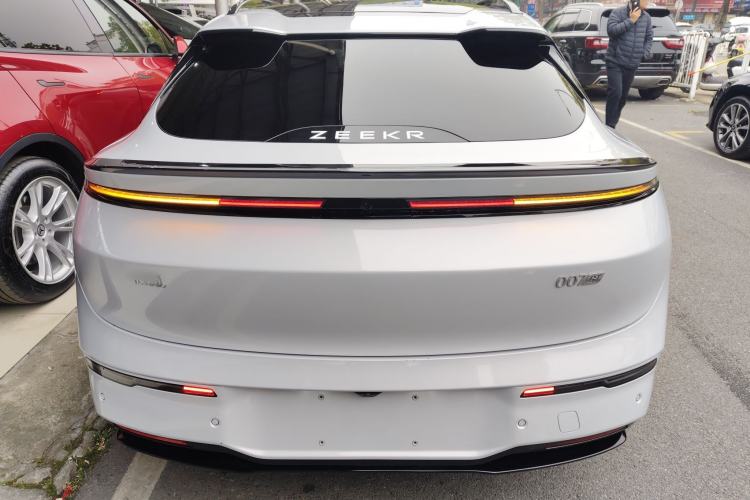 Used Zeekr 007GT 2025 Long-Range Rear-Wheel Drive Intelligent Driving Version 100 kWh
