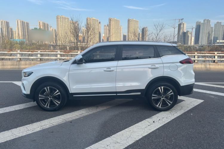 Used Geely Auto Emgrand X7 Sport 2022 1.8TD DCT Zhiya Trim