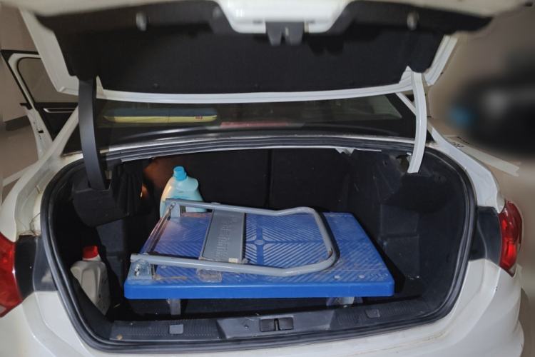 Used Citroen C4L 2013 1.8L Automatic Enjoyment Edition Trunk