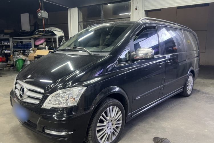 Used Mercedes-Benz Viano 2014 3.5L Premier Edition