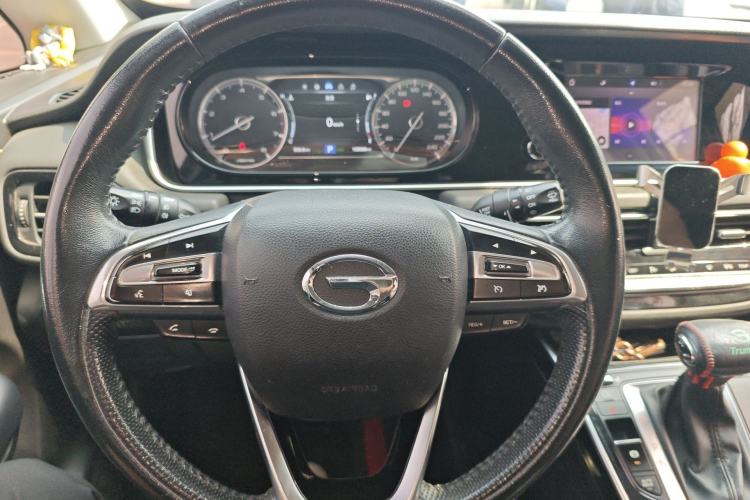 Used GAC Trumpchi M6 2019 270T Automatic Luxury Edition (7-seater) China V Standard Steering Wheel