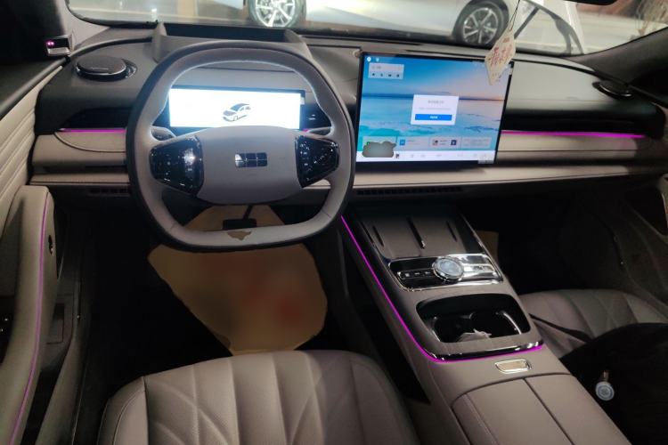 Used Geely Galaxy 8 2025 130km EM-i Flagship Edition Center Console