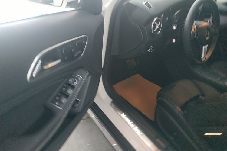 Used Mercedes-Benz GLA 2016 GLA 220 4MATIC Luxury Model