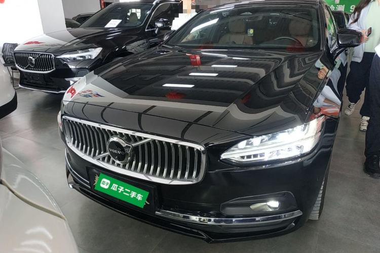 Used Volvo S90 2024 B5 Luxury Smart Edition Front