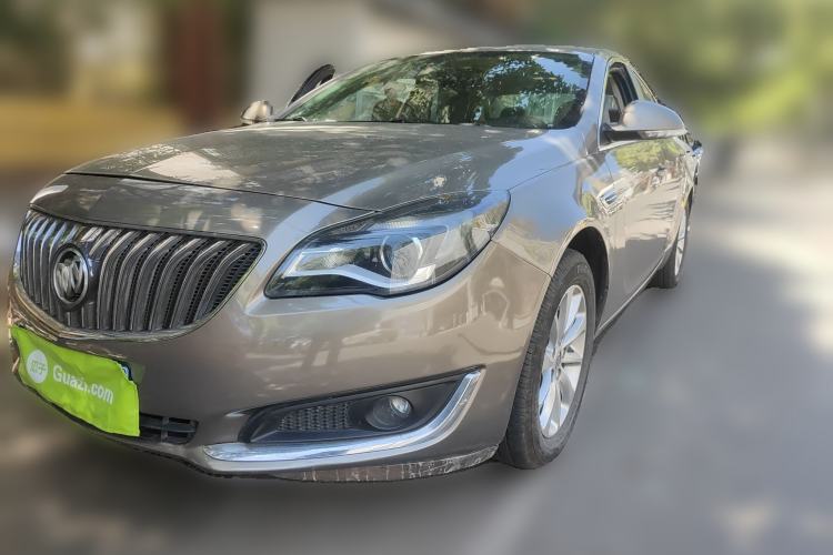 Used Buick Regal 2014 2.0L Leading Fashion Edition Front Left 45 Deg