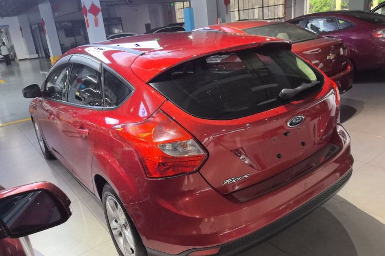 Used Ford Focus 2012 Hatchback 1.6L Automatic Fashion Edition Rear Left 45 Deg