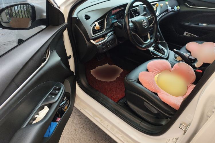 Used Buick GT 2019 18T Automatic Connected Elite Model China VI Standard Driver Seat