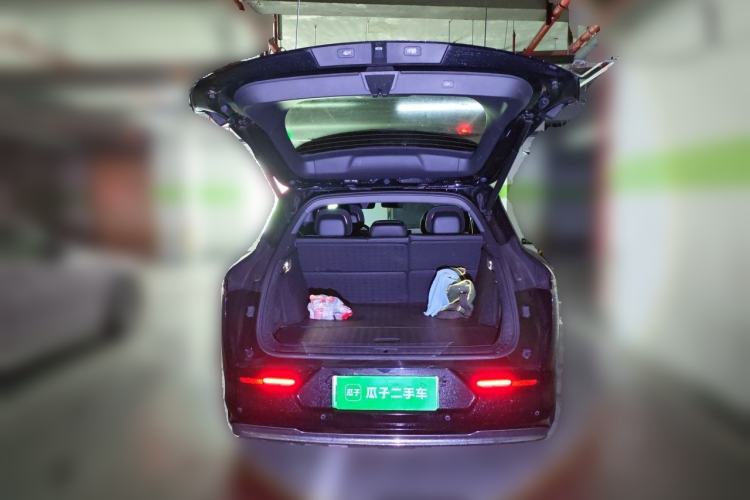 Used Zeekr 7X 2025 100 kWh Long-Range Rear-Wheel Drive with Intelligent Driving Features
