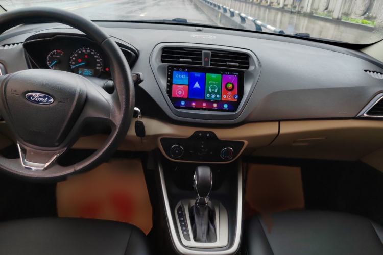 Used Ford Escort 2015 1.5L Automatic Comfort Edition
