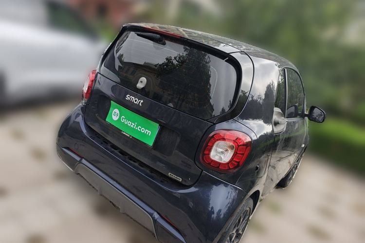 Used smart fortwo 2019 0.9T 66 kW Yufeng Blue Special Edition China V Standard
