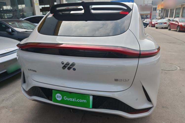 Used IM LS7 2023 90 kWh Elite Rear-Drive Version