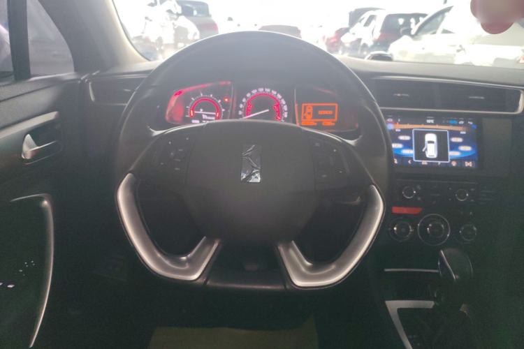 Used DS 5LS 2016 1.6T Style Edition THP160 Steering Wheel