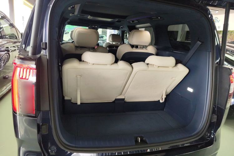 Used Zeekr 009 2022 ME Edition
