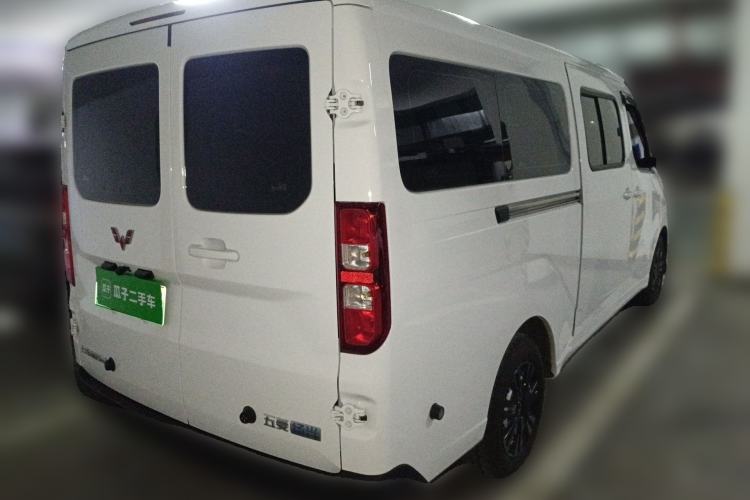 Used Wuling Yangguang 2025 Model 400km Bus Edition—Comfort Edition
