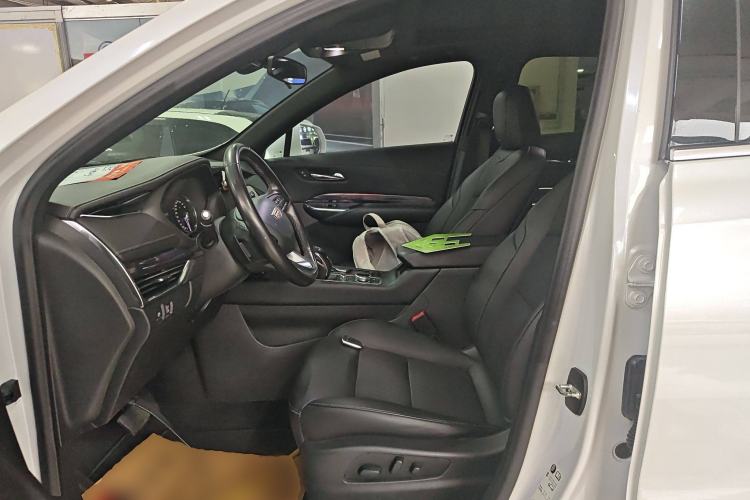 Used Cadillac XT4 2018 28T Two-Wheel Drive Tech Version