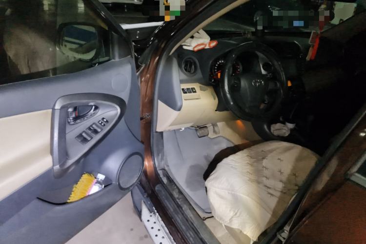 Used Toyota RAV4 2011 2.0L Automatic Luxury Edition