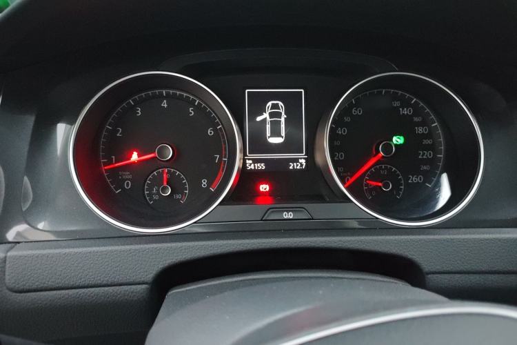 Used Volkswagen Golf 2017 230TSI Automatic Luxury Million-Vehicle Commemorative Edition
