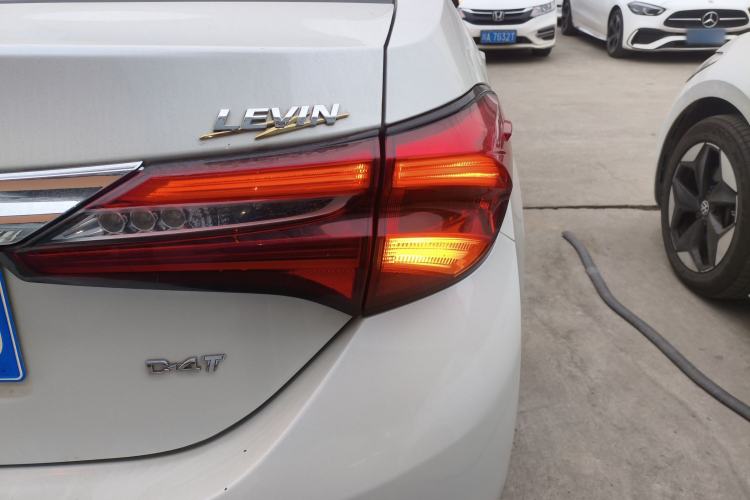 Used Toyota Levin 2018 185T CVT Luxury Edition China V Standard Right Rear Taillight