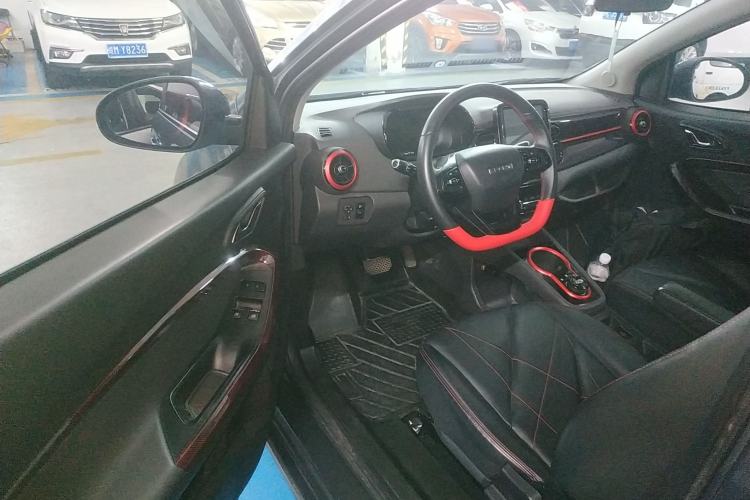 Used Chery QQ Little Ant 2022 Revised Version Sweet Pink Edition Half-Sugar Version Lithium Iron Phosphate 30.7 kWh 30 kW 301 km Driver Seat