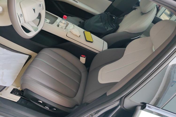 Used Deepal L07 2025 230 Ultra with DeepBlue Intelligent Driving AD PRO Extended-Range Version