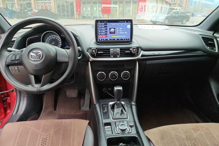 Used Mazda CX-4 2016 2.0L Automatic 2WD Blue Sky Dynamic Edition Audio And AC Panel