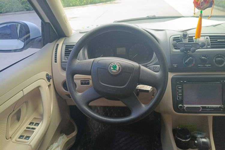 Used Skoda Fabia 2012 1.4L Automatic Crystal Edition