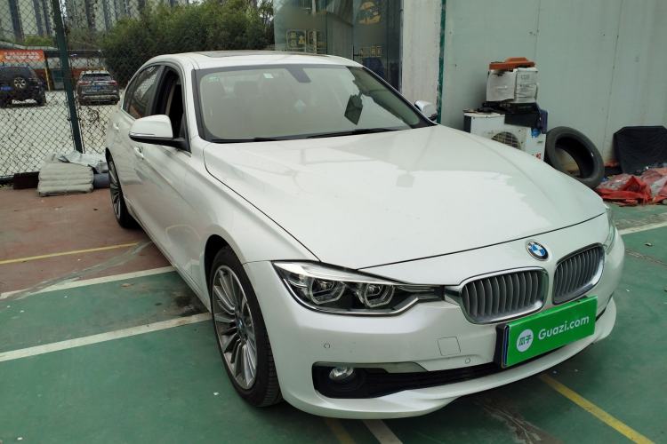 Used BMW 3 Series 2019 320Li Fashion Model Front Right 45 Deg