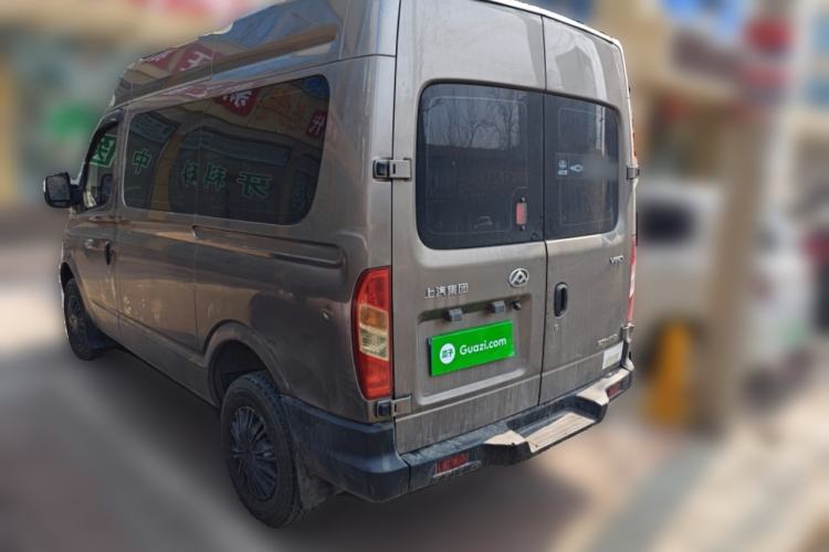 Used SAIC MAXUS Xintu V80 2017 2.5T AMT Aoyuntong National V Short Wheelbase Mid-Roof 5/6/10-Seater
