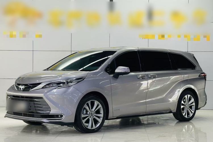 Used Toyota Sienna 2021 2.5L Hybrid Premium Edition
