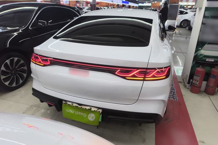 Used BYD Qin L 2024 DM-i 80KM Leading Model
