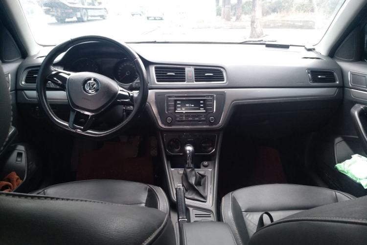 Used Volkswagen Lavida 2015 230TSI DSG Comfort Edition
