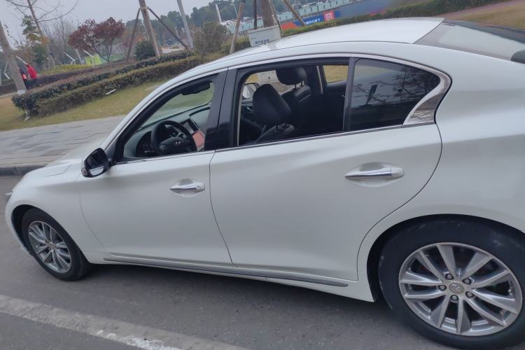 Used Infiniti Q50L 2016 2.0T Enjoyment Edition
