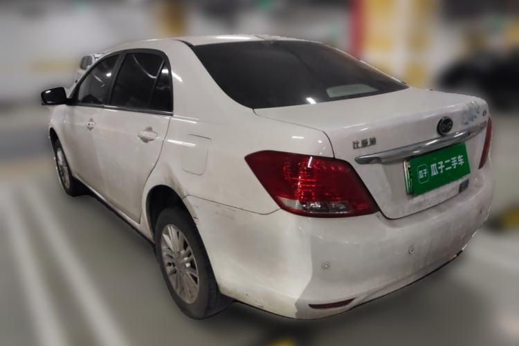 Used BYD e5 2018 450 Smart Connect Enjoyment Version

