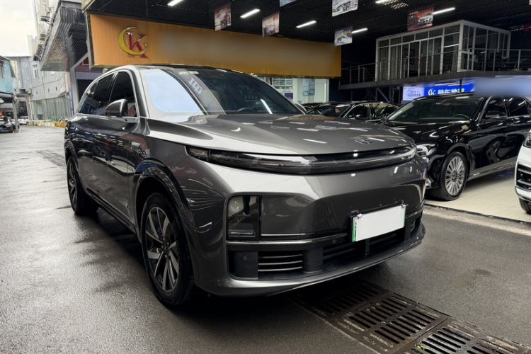 Used Li Auto L7 2023 Air model
