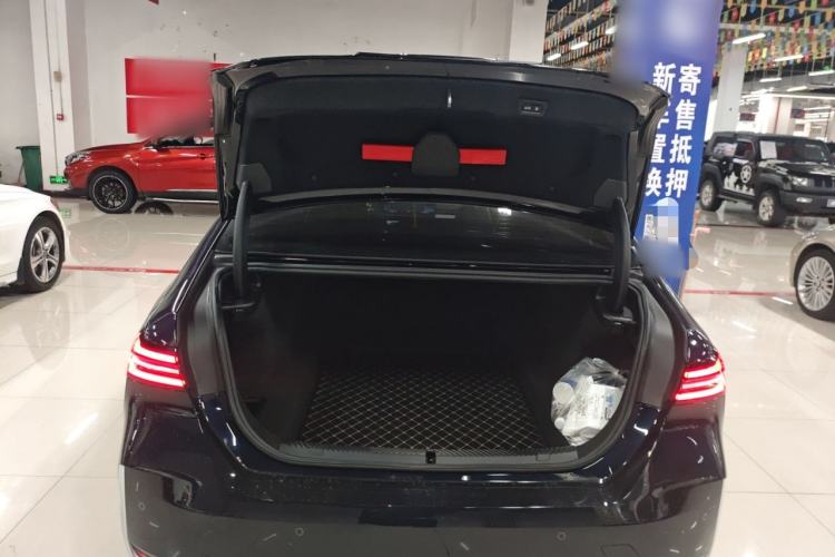 Used BMW 5 Series 2024 530Li Leading Luxury Package
