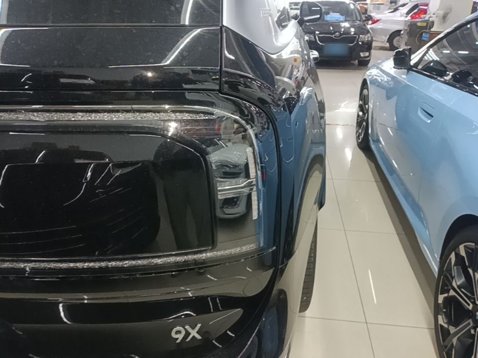 Zeekr 9X 2026 Model Ultra Edition 55kWh Five-Seater — снимка 9