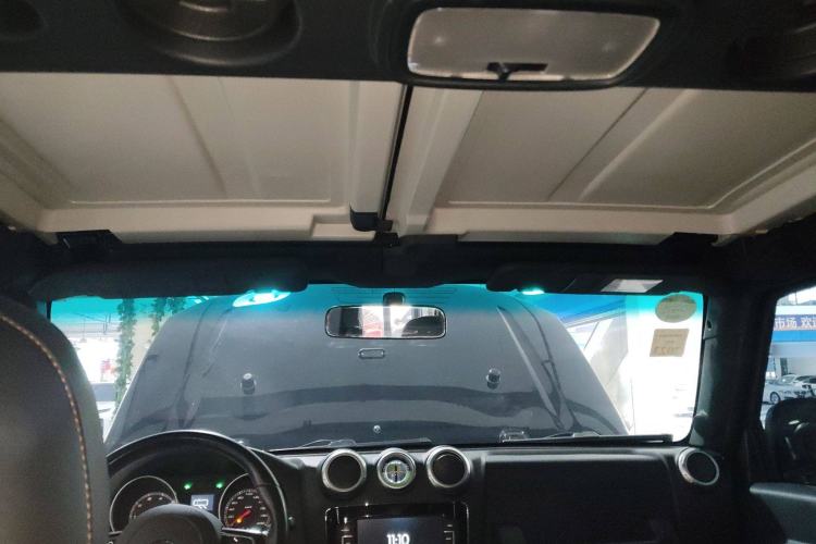 Used BAIC Off-Road BJ40 2016 40L 2.3T Automatic All-Wheel Drive Premium Edition