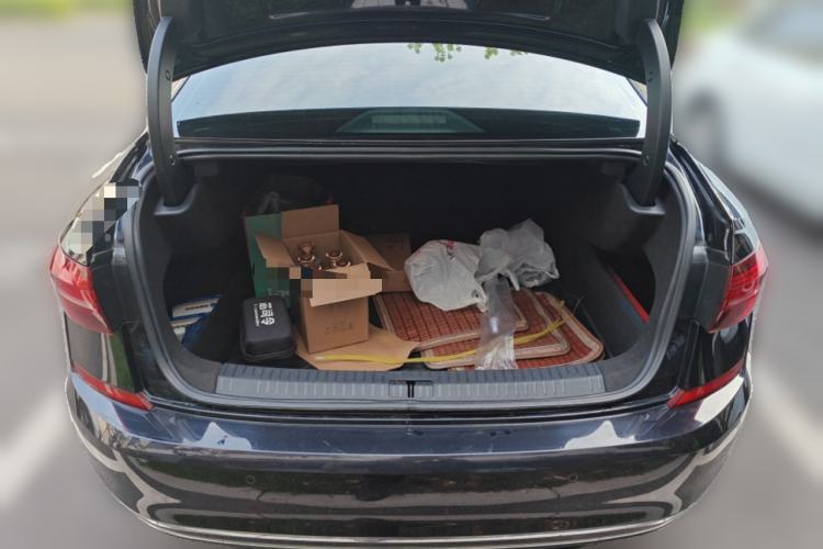 Used Volkswagen Passat 2019 330TSI Luxury Edition China VI Standard Trunk