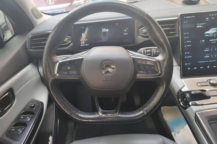 Used Nio ES6 2022 75 kWh Performance Version
