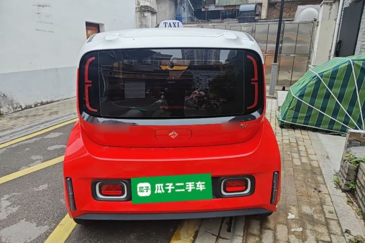 Used Baojun KiWi EV 2021 Artist Model Lithium Iron Phosphate
