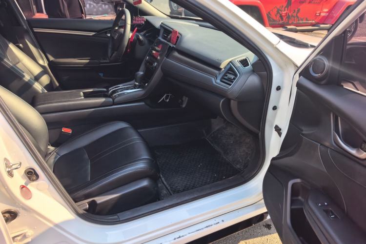 Used Honda Civic 2021 HATCHBACK 220TURBO CVT Trendy Cool Edition