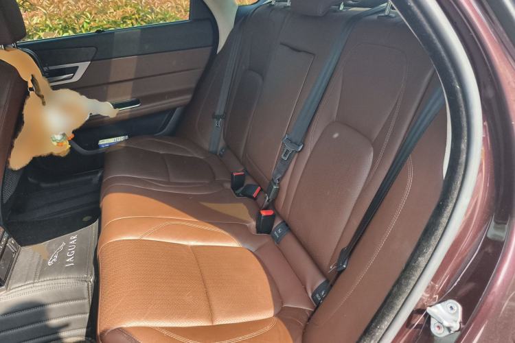 Used Jaguar XFL 2018 XFL 2.0T 250 PS Luxury Edition Left Rear Seat