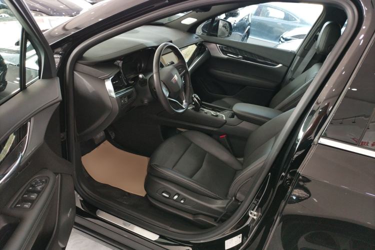 Used Cadillac XT6 2022 2.0T Six-Seater Four-Wheel Drive Luxury Version
