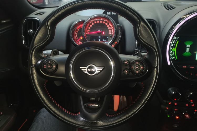 Used MINI JCM COUNTRYMAN 2018 2.0T JOHN COOPER WORKS ALL-IN
