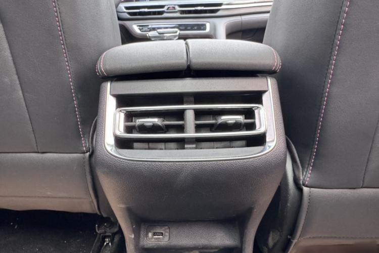 Used CHANGAN CS75 PLUS 2022 2.0T Automatic Pilot Version Interior 4