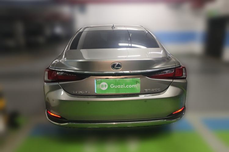 Used Lexus ES 2024 200 Premium Edition